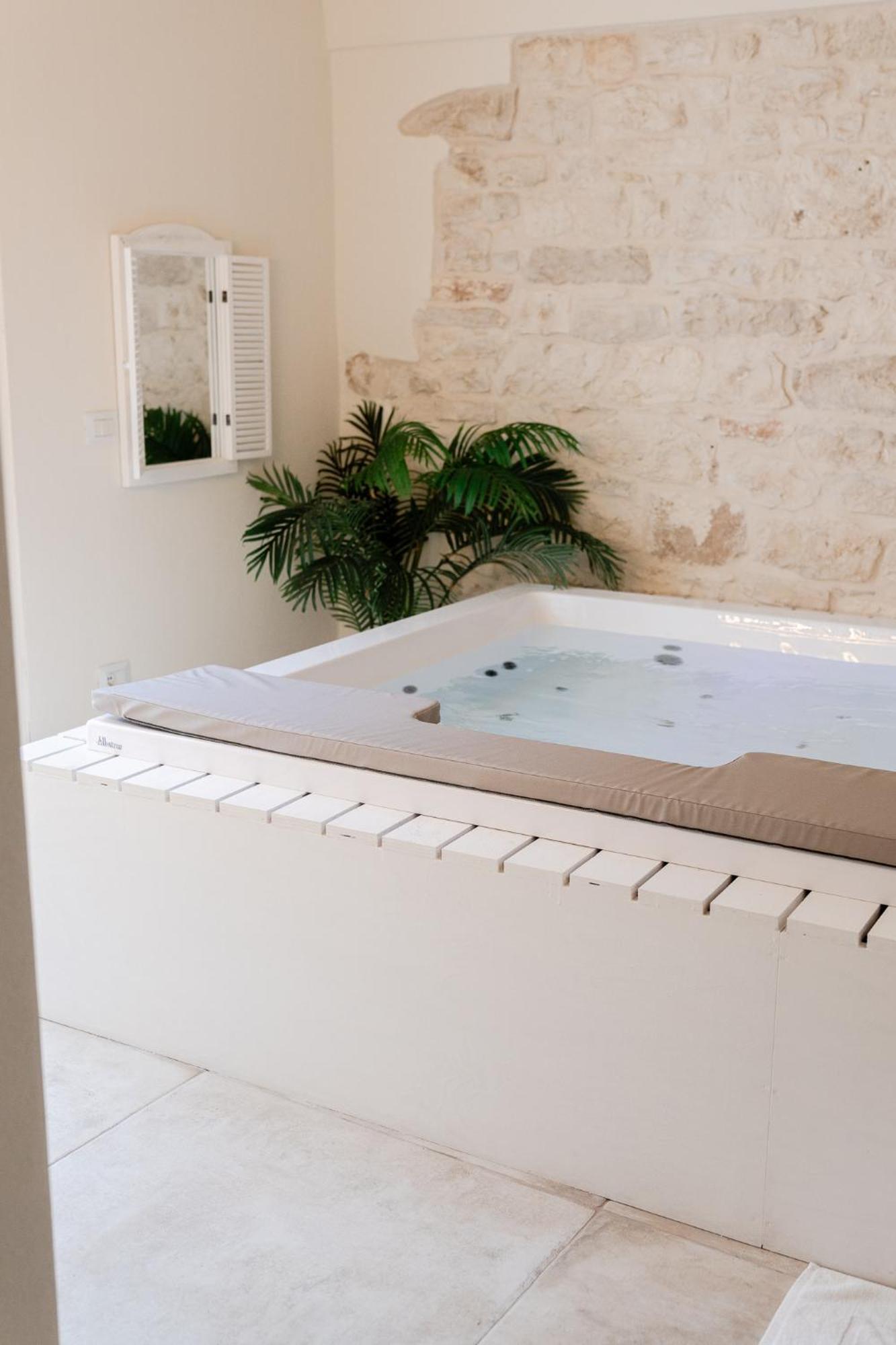 Aurluna Luxury Suites Bari Exterior foto