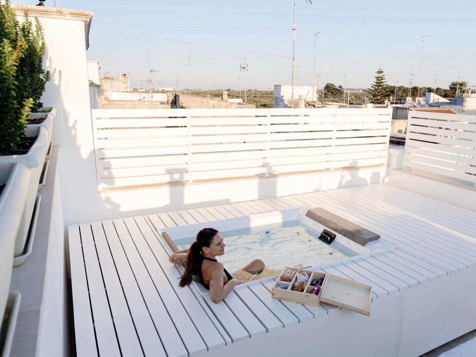 Aurluna Luxury Suites Bari Exterior foto